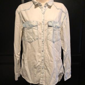 &Denim - Woman’s Light Blue Denim Long-sleeve